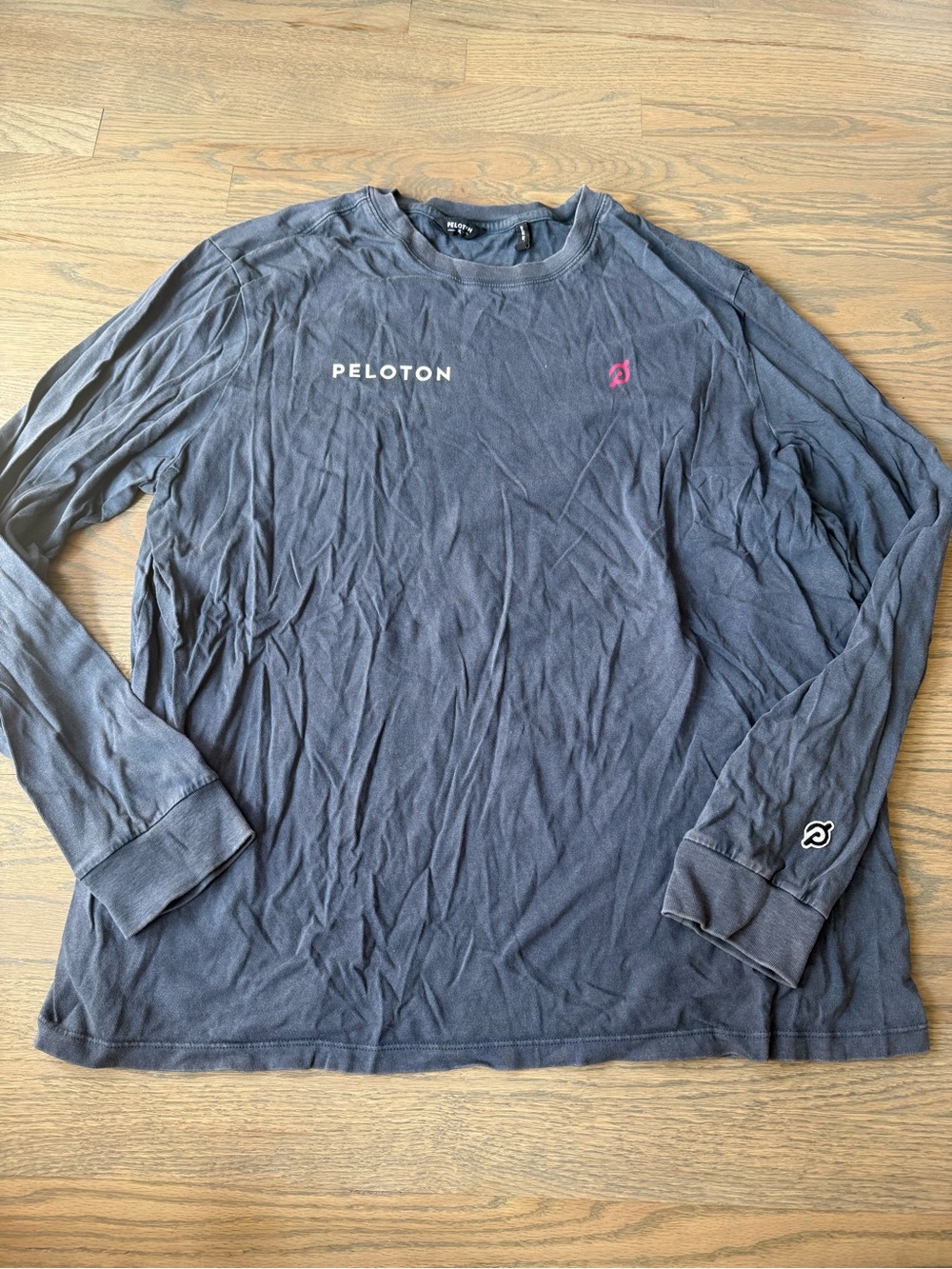 Peloton Long Sleeve XL T Shirt